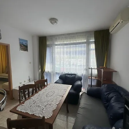Apartma Se Dvema Loznicemi Elit1 阳光海滩